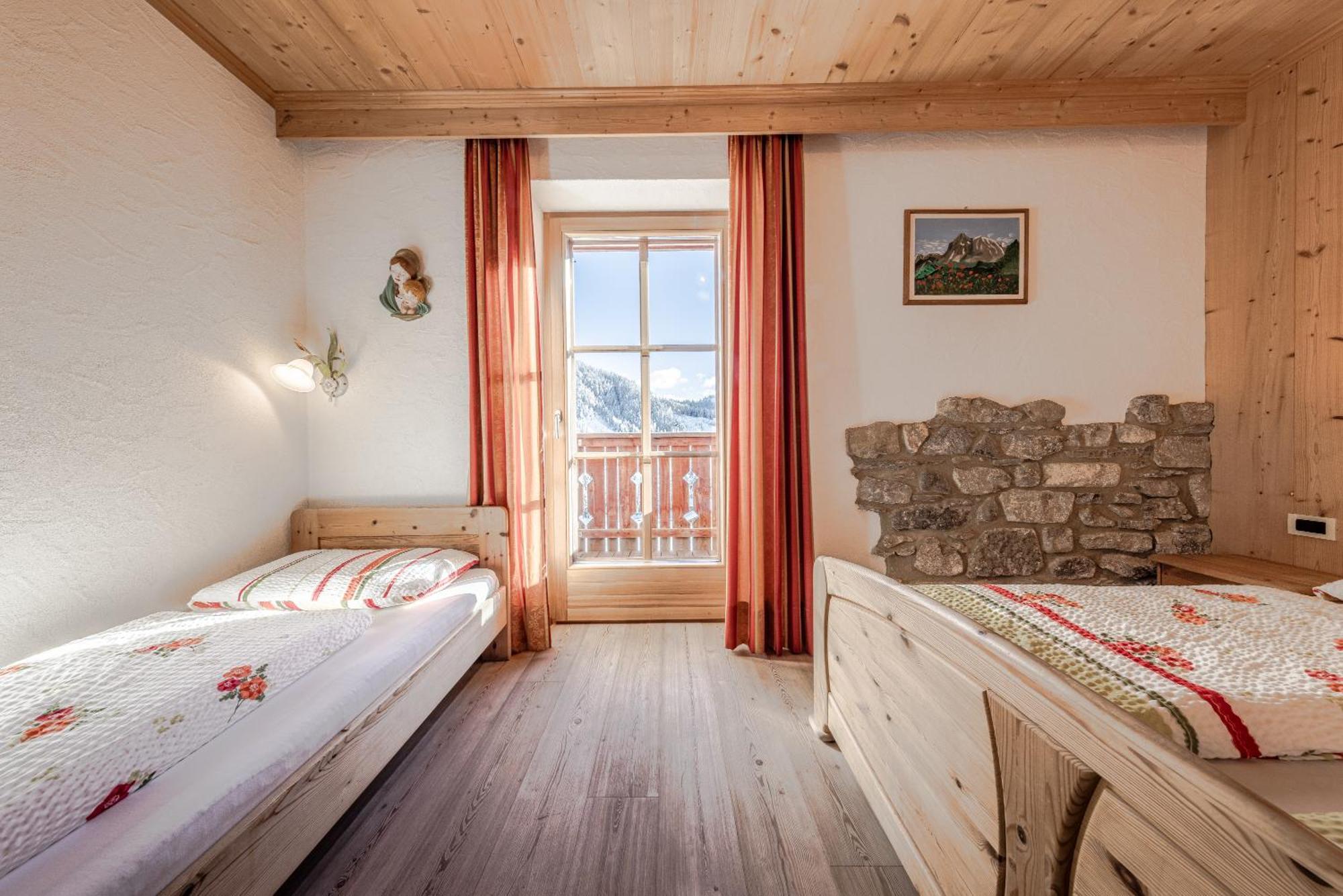 Tlisoera Speckstube Villa Frena Luaran gambar